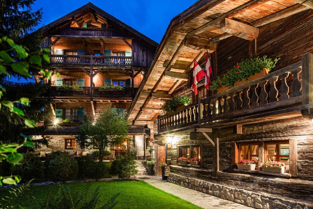 Fer A Cheval Hotel Megeve Exterior photo
