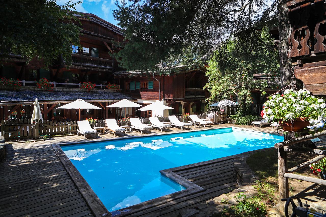 Fer A Cheval Hotel Megeve Exterior photo