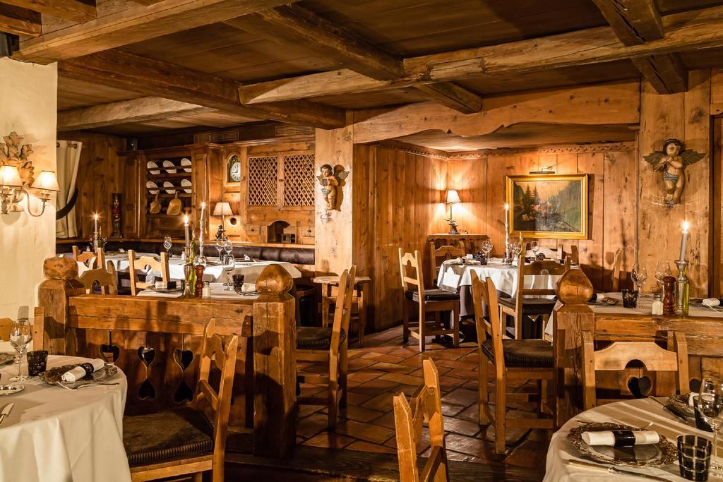 Fer A Cheval Hotel Megeve Exterior photo
