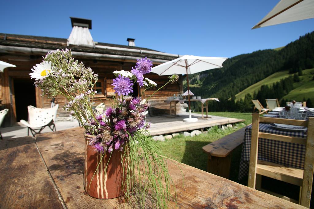 Fer A Cheval Hotel Megeve Exterior photo